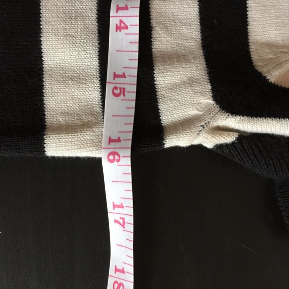 Sweater Dress - Picture 9 of 10